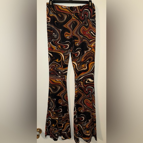Rue21 Swirl Retro Flare Bell Bottoms/Flare Leggings. Size M. - Picture 5 of 7